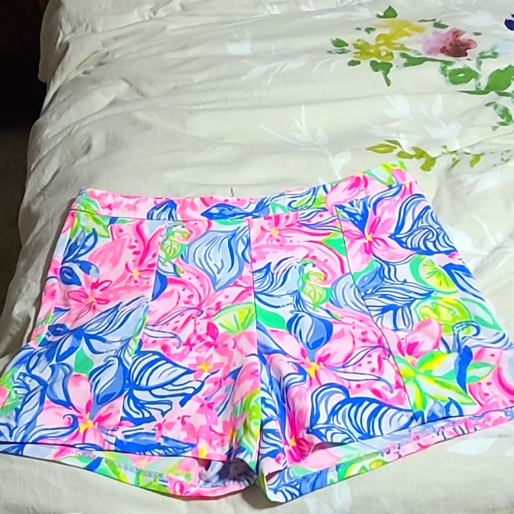 Lilly pulitzer size 12 shorts